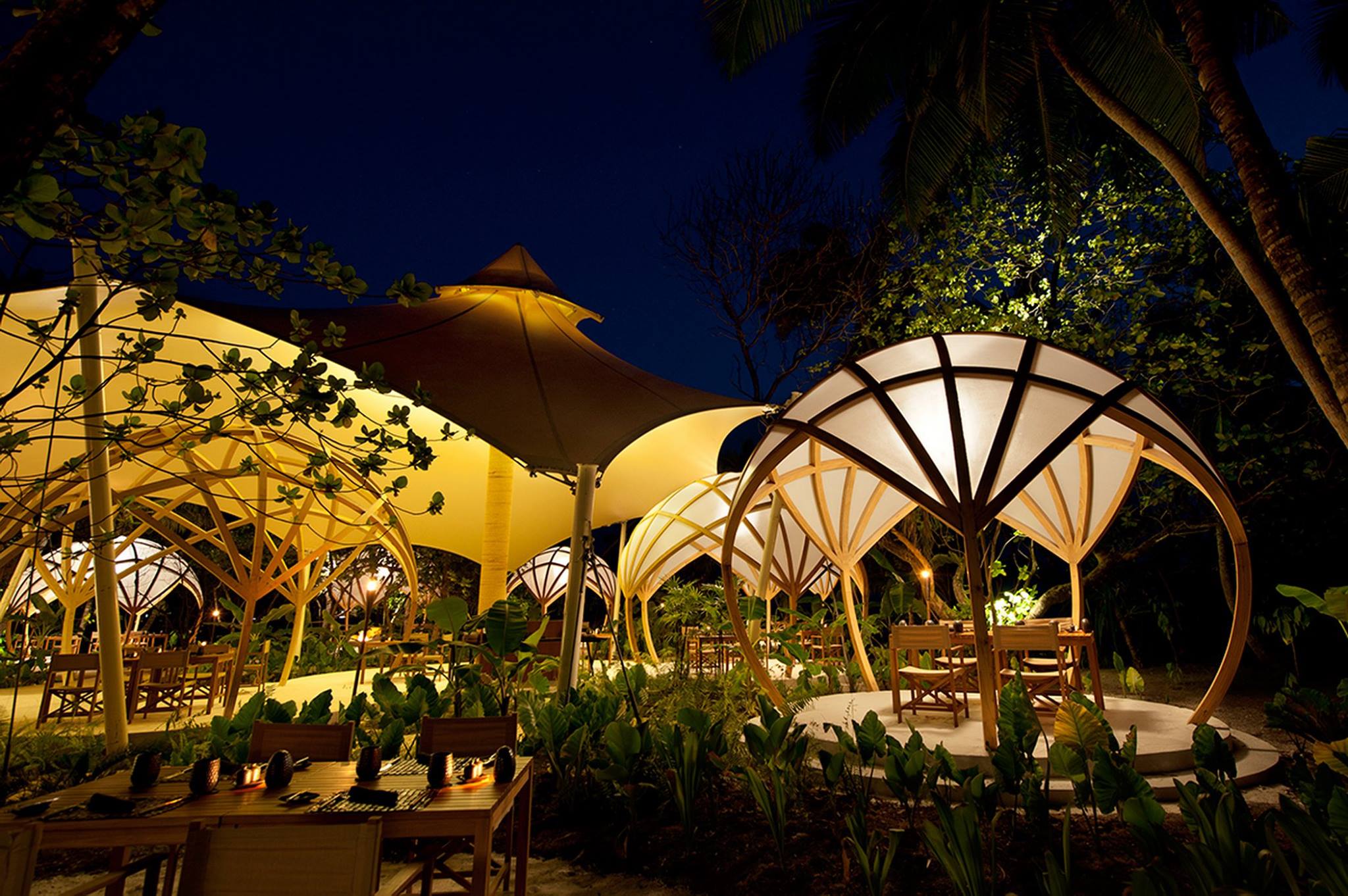 restaurants-maldives-luxury-resorts